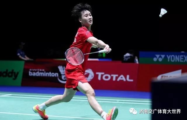 而他主动降 而他主动降